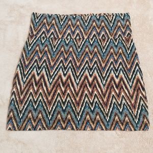 Banded, stretchy mini skirt